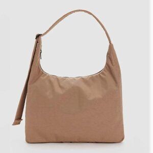 Baggu Nylon Shoulder Bag in Cocoa taupe